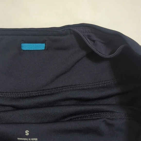 Athleta Ready Set Go 2 in 1 Shorts, Color Navy/Black Size S - Picture 13 of 16